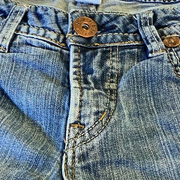 Silver Jeans. - Picture 4 of 7
